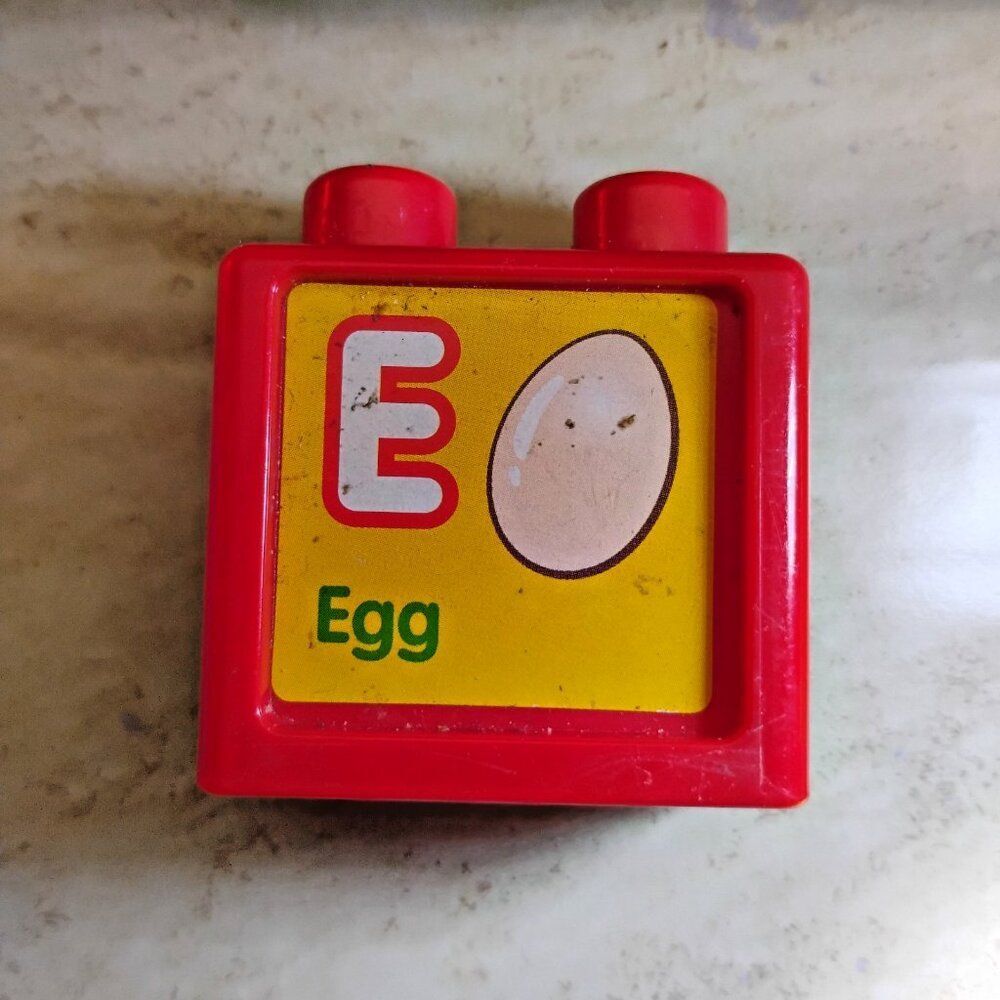 Vtech Sit to Stand Alphabet Train Replacement Letter Block E-Egg/ R-Rainbow